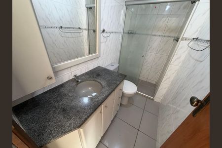 Apartamento à venda com 62m², 3 quartos e 1 vaga Apartamento à venda com 62m², 3 quartos e 1 vagaBanheiro