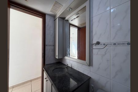 Apartamento à venda com 62m², 3 quartos e 1 vaga Apartamento à venda com 62m², 3 quartos e 1 vagaBanheiro
