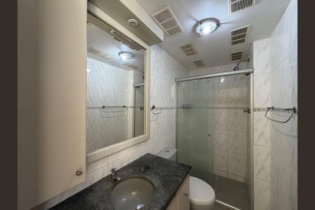 Apartamento à venda com 62m², 3 quartos e 1 vaga Apartamento à venda com 62m², 3 quartos e 1 vagaBanheiro