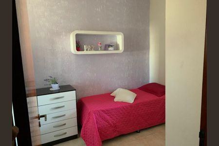 Casa para alugar com 217m², 4 quartos e 3 vagas Casa para alugar com 217m², 4 quartos e 3 vagasQuarto