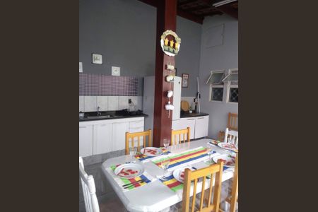 Casa para alugar com 217m², 4 quartos e 3 vagas Casa para alugar com 217m², 4 quartos e 3 vagasÁrea externa