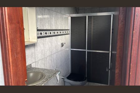 Casa para alugar com 217m², 4 quartos e 3 vagas Casa para alugar com 217m², 4 quartos e 3 vagasBanheiro