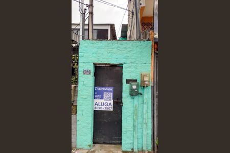 Casa para alugar com 45m², 1 quarto e sem vaga Casa para alugar com 45m², 1 quarto e sem vagaFachada+Plaquinha