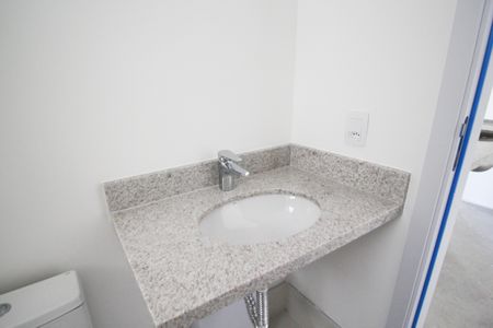 Apartamento para alugar com 28m², 1 quarto e sem vaga Apartamento para alugar com 28m², 1 quarto e sem vagaBanheiro