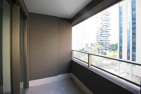 Varanda de apartamento à venda com 1 quarto, 28m² em Indianópolis, São Paulo