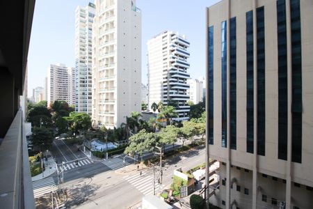 Vista de apartamento à venda com 1 quarto, 28m² em Indianópolis, São Paulo