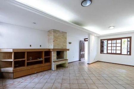 Casa para alugar com 230m², 4 quartos e 2 vagasSala