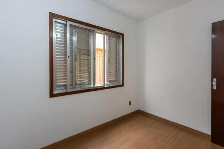 Casa para alugar com 230m², 4 quartos e 2 vagasQuarto