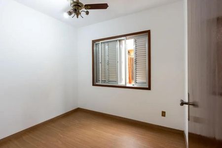 Casa para alugar com 230m², 4 quartos e 2 vagasQuarto