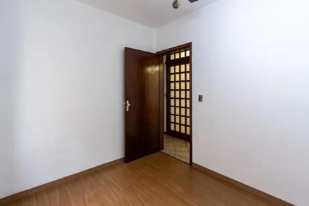 Casa para alugar com 230m², 4 quartos e 2 vagasQuarto