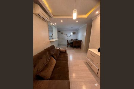 Sala de apartamento para alugar com 3 quartos, 70m² em Partenon, Porto Alegre