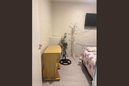 Quarto de apartamento para alugar com 3 quartos, 70m² em Partenon, Porto Alegre