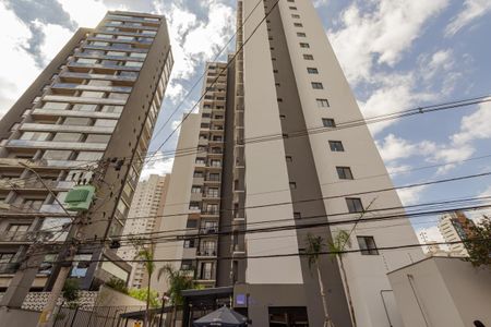 Studio para alugar com 28m², 1 quarto e sem vaga Studio para alugar com 28m², 1 quarto e sem vagaFachada