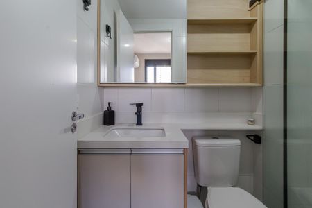 Studio para alugar com 28m², 1 quarto e sem vaga Studio para alugar com 28m², 1 quarto e sem vagaBanheiro da Suíte