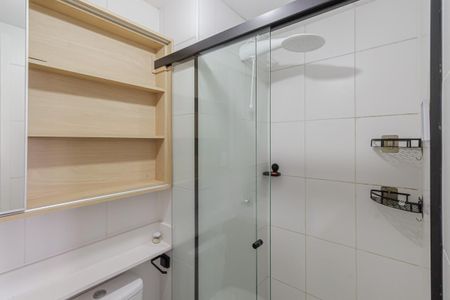 Studio para alugar com 28m², 1 quarto e sem vaga Studio para alugar com 28m², 1 quarto e sem vagaBanheiro da Suíte