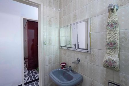 Casa à venda com 200m², 3 quartos e 1 vagaBanheiro social