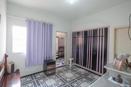 Casa à venda com 200m², 3 quartos e 1 vagaSuíte 