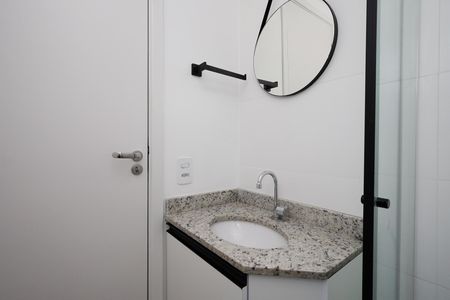 Studio para alugar com 30m², 1 quarto e sem vaga Studio para alugar com 30m², 1 quarto e sem vagaBanheiro