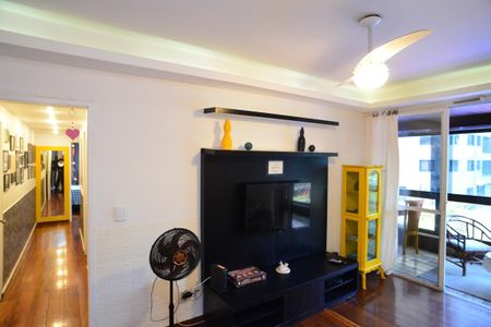 Apartamento para alugar com 144m², 4 quartos e 2 vagasSala