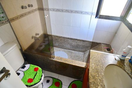 Apartamento para alugar com 144m², 4 quartos e 2 vagasBanheiro Suíte