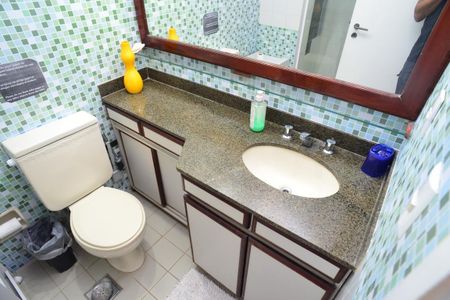 Apartamento para alugar com 144m², 4 quartos e 2 vagasBanheiro Social