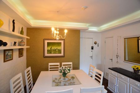 Apartamento para alugar com 144m², 4 quartos e 2 vagasSala