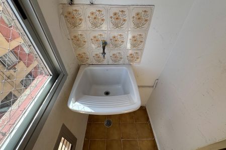 Apartamento para alugar com 65m², 2 quartos e 1 vagaÁrea de Serviço