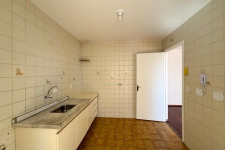 Apartamento para alugar com 65m², 2 quartos e 1 vagaCozinha 