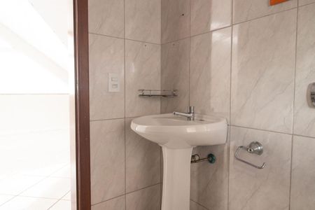 Casa para alugar com 140m², 3 quartos e 4 vagasBanheiro Social