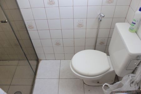 Apartamento à venda com 76m², 3 quartos e 2 vagasBanheiro social 2