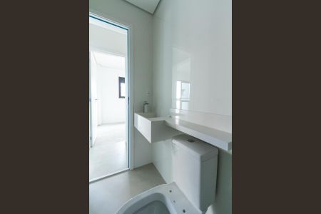 Casa de condomínio à venda com 130m², 2 quartos e 2 vagasBanheiro Social