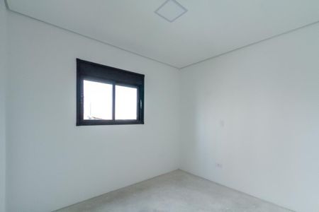 Casa de condomínio à venda com 130m², 2 quartos e 2 vagasQuarto