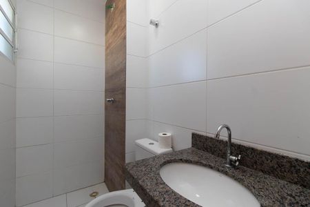 Banheiro de apartamento à venda com 1 quarto, 29m² em Vila Nova Carolina, São Paulo