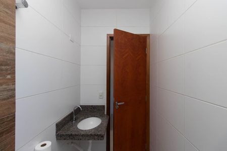 Banheiro de apartamento à venda com 1 quarto, 29m² em Vila Nova Carolina, São Paulo