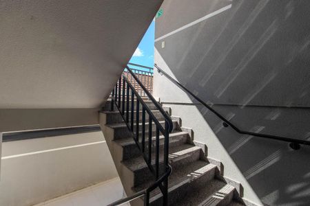 Apartamento à venda com 29m², 1 quarto e sem vagaEscada