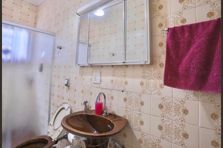 Casa à venda com 157m², 3 quartos e 4 vagasBanheiro