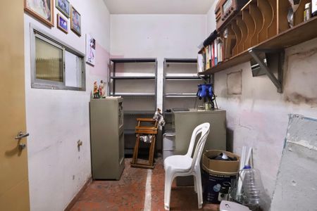 Casa à venda com 157m², 3 quartos e 4 vagasQuarto de Serviço