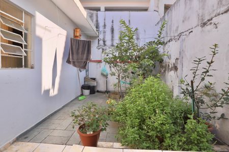 Casa à venda com 157m², 3 quartos e 4 vagasQuintal