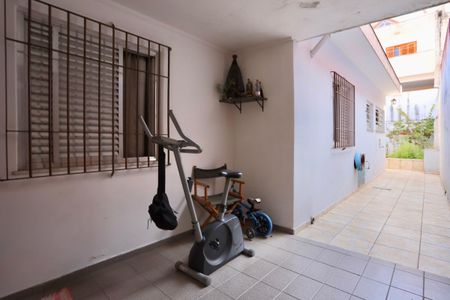 Casa à venda com 157m², 3 quartos e 4 vagasQuintal