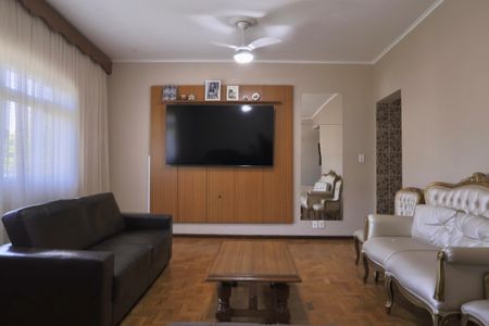 Sala de casa à venda com 3 quartos, 157m² em Vila Regente Feijó, São Paulo