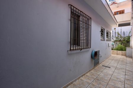 Casa à venda com 157m², 3 quartos e 4 vagasQuintal