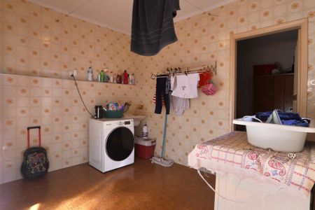 Casa à venda com 157m², 3 quartos e 4 vagasLavanderia