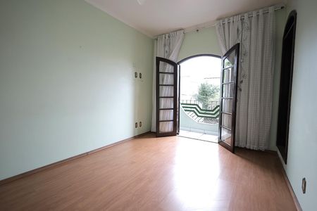 Casa à venda com 250m², 3 quartos e 4 vagasQuarto Suíte