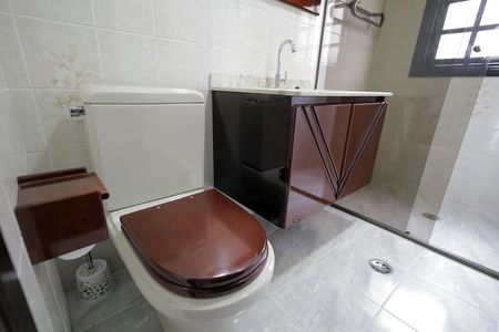 Casa à venda com 250m², 3 quartos e 4 vagasBanheiro 3