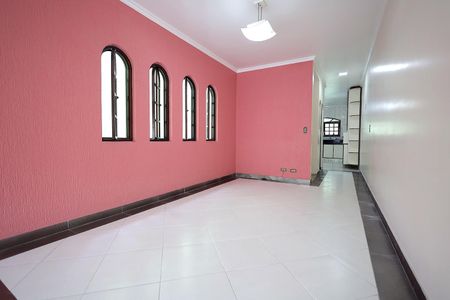 Casa à venda com 250m², 3 quartos e 4 vagasSala
