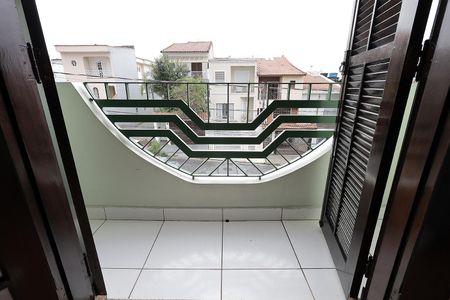 Casa à venda com 250m², 3 quartos e 4 vagasSacada Quarto Suíte