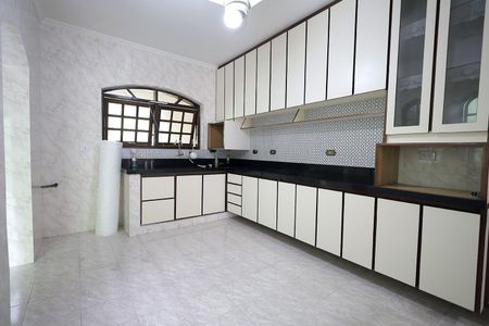 Casa à venda com 250m², 3 quartos e 4 vagasCozinha