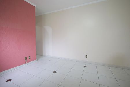 Casa à venda com 250m², 3 quartos e 4 vagasSala de TV