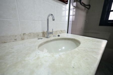 Casa à venda com 250m², 3 quartos e 4 vagasBanheiro 3