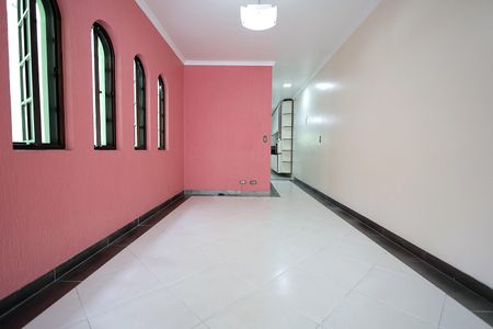 Casa à venda com 250m², 3 quartos e 4 vagasSala